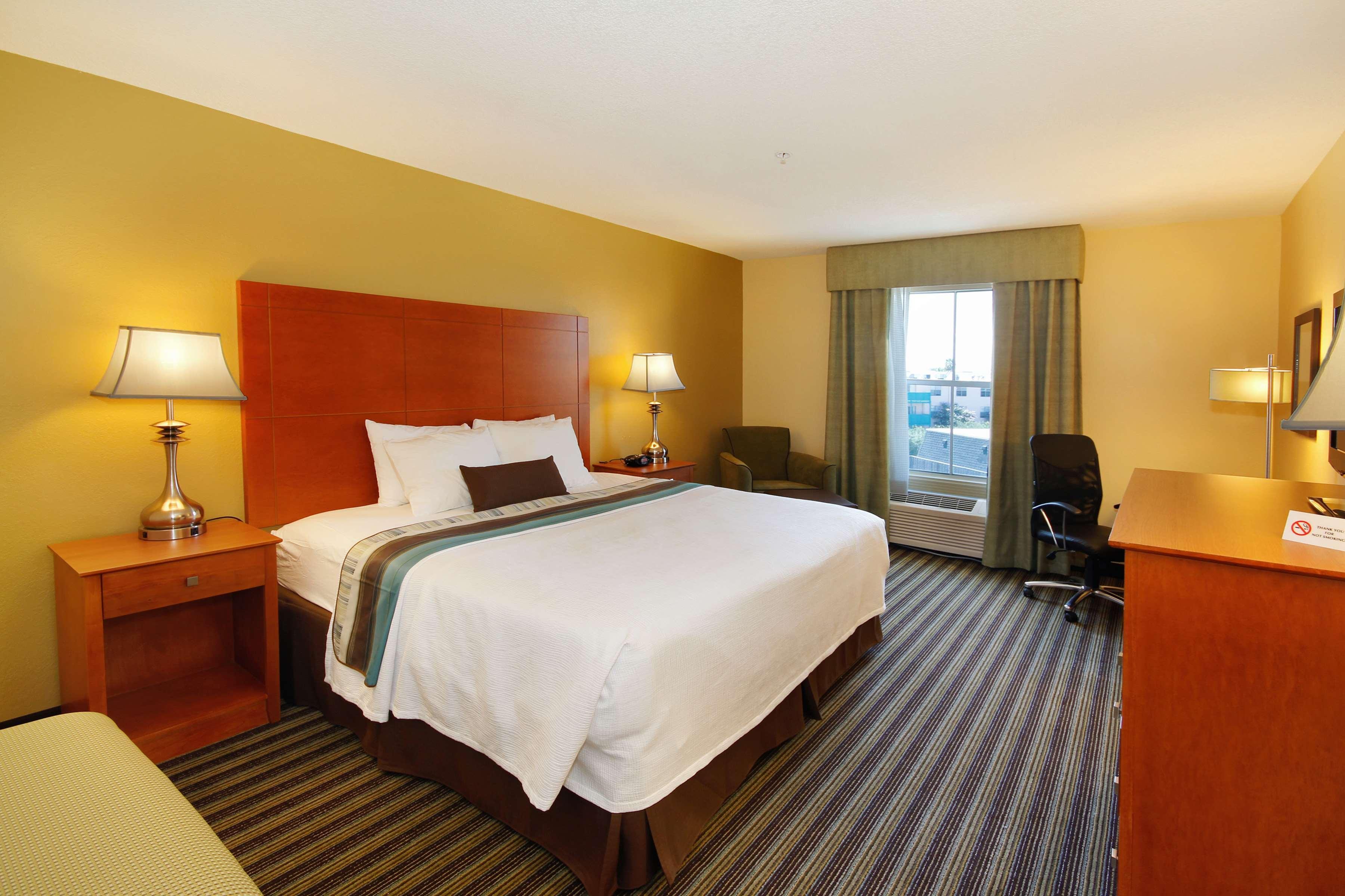 Best Western Plus Seawall Inn & Suites By The Beach Galveston Zimmer foto